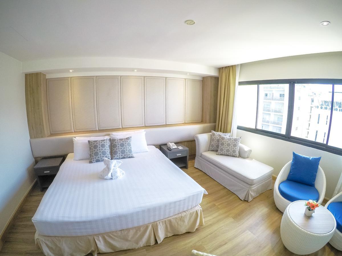 Hiran Residence Patong Exterior foto